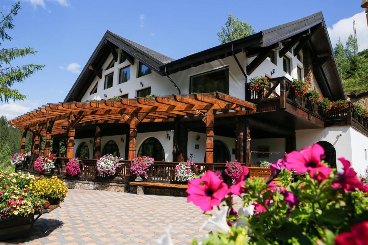 Casa Baciu Colacu Fundu Moldovei Exterior foto